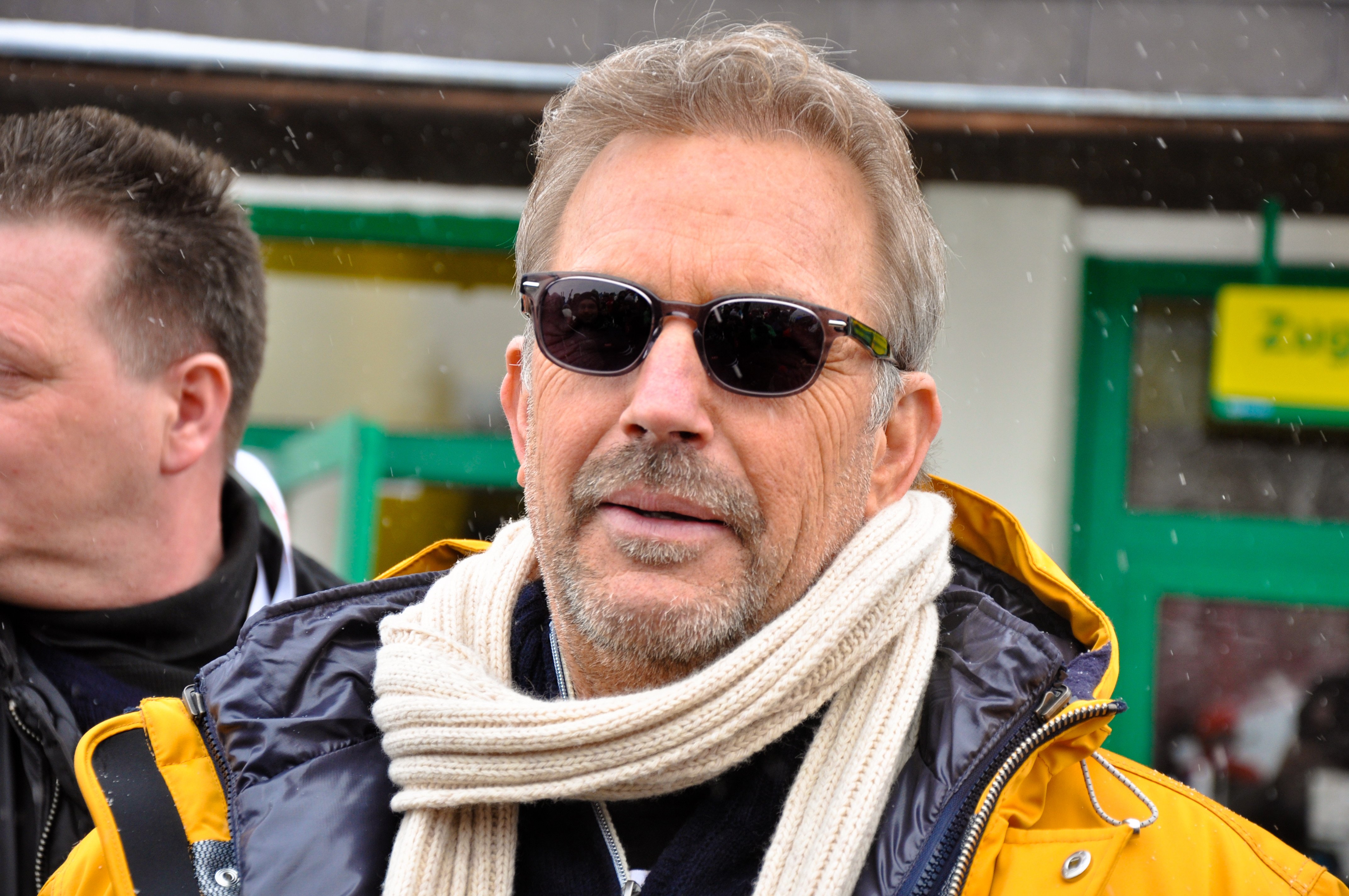 Schladming, Planai-Mittelstation, Schauspieler und Musiker Kevin Costner besucht die Alpine Ski-WM 2013.